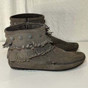 Minnetonka Double Fringe Zip Moccasin Boots Womens Size 9 Gray Leather Ankle